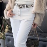 JEANS MOM FIT CON BOTTONI GIOIELLO bianco