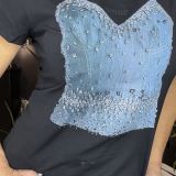 T-SHIRT CON STAMPA CORSETTO