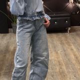 JEANS BALLOON CON ROUCHES