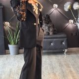 TAILLEUR CON MANICHE IN PIZZO nero