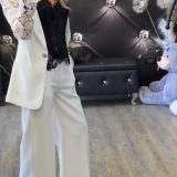 TAILLEUR CON MANICHE IN PIZZO bianco