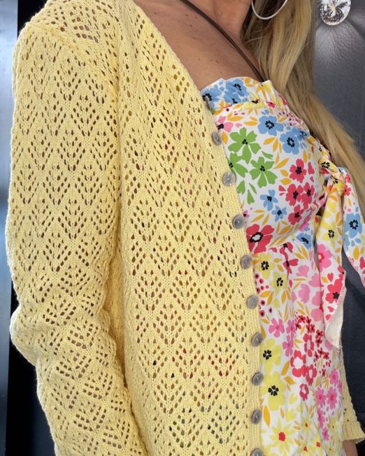 CARDIGAN TRAFORATO SLIM FIT colore giallo