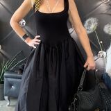 VESTITO MIDI CON GONNA A RUOTA nero