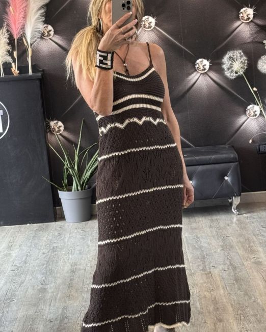 VESTITO IN CROCHET colore cioccolato