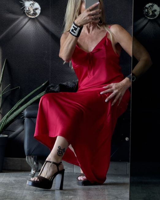 ABITO LINGERIE IN RASO rosso
