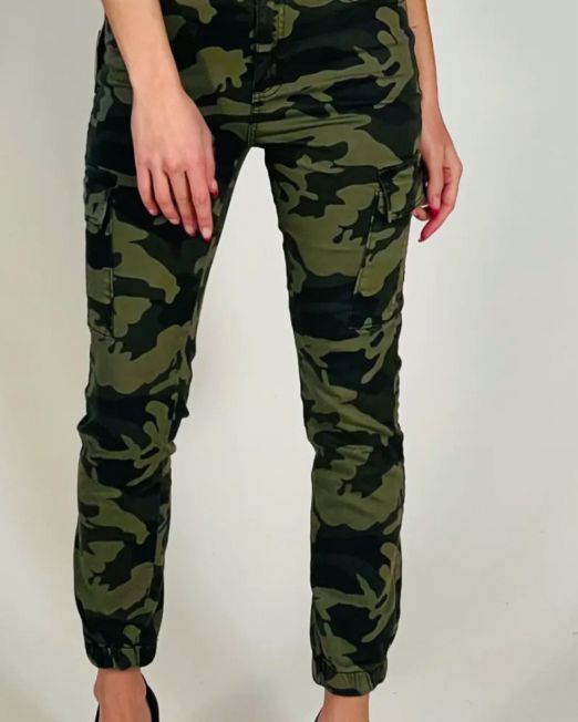 PANTALONE PUSH UP ELASTICIZZATO stampa mimetica