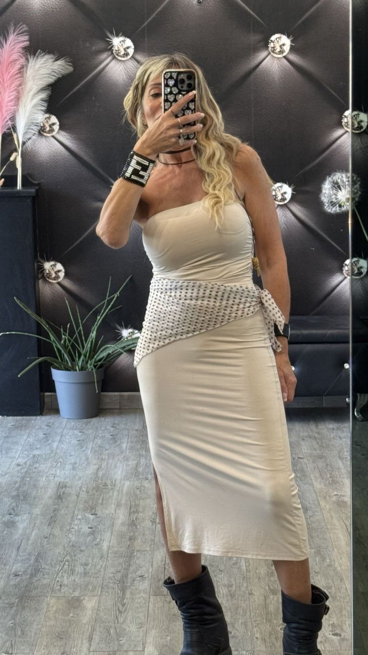 VESTITO MIDI A FASCIA CON SPACCO colore burro