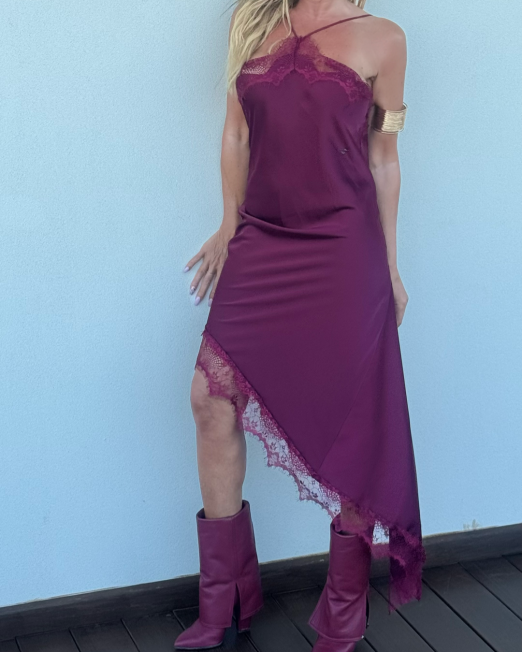 VESTITO ASIMMETRICO SATINATO SCOLLO HALTER bordeaux