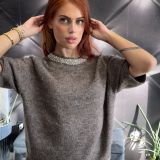 MAGLIA SOFT SHINE CON DETTAGLIO GIOIELLO colore fango