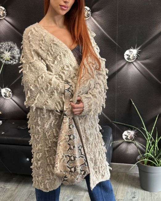 CAPPOTTO IN MAGLIA EFFETTO BOUCLE’ colore sabbia