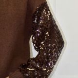 MAGLIA SHINY CON  MANICA PAILLETTES  TRAFORATA marrone