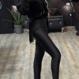LEGGINGS LUCIDI IN LYCRA CON STAFFE nero
