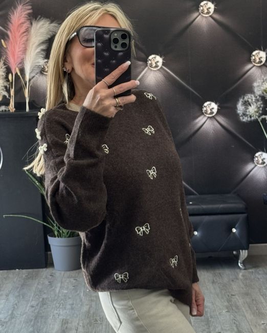 MAGLIONE FIOCCHI marrone