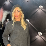 MAGLIONE CON CAPPUCCIO PAILLETTES grigio scuro