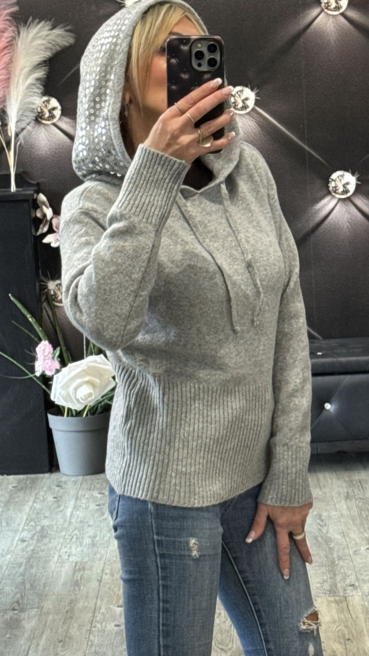 MAGLIONE CON CAPPUCCIO PAILLETTES grigio perla