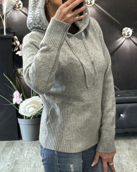 MAGLIONE CON CAPPUCCIO PAILLETTES grigio perla
