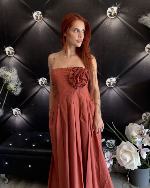 VESTITO LUNGO A FASCIA colore coccio