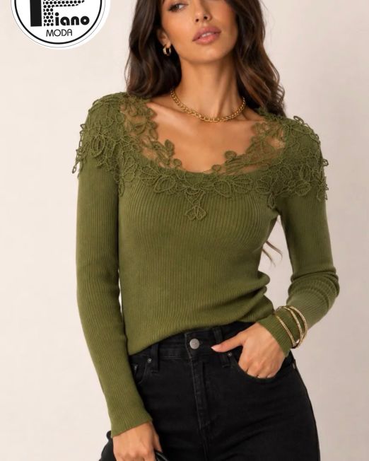 MAGLIA IN MISTO CASHMERE A COSTINE CON SCOLLO IN PIZZO – IN 4 COLORI